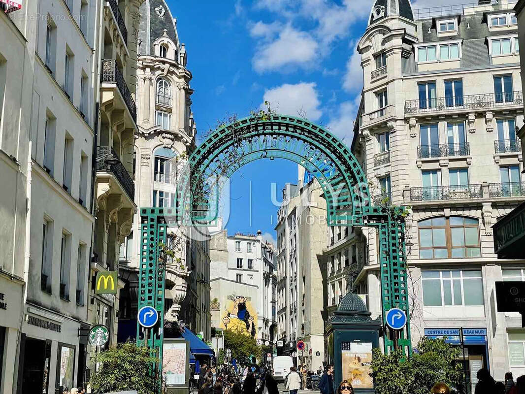 Appartement à PARIS-2E