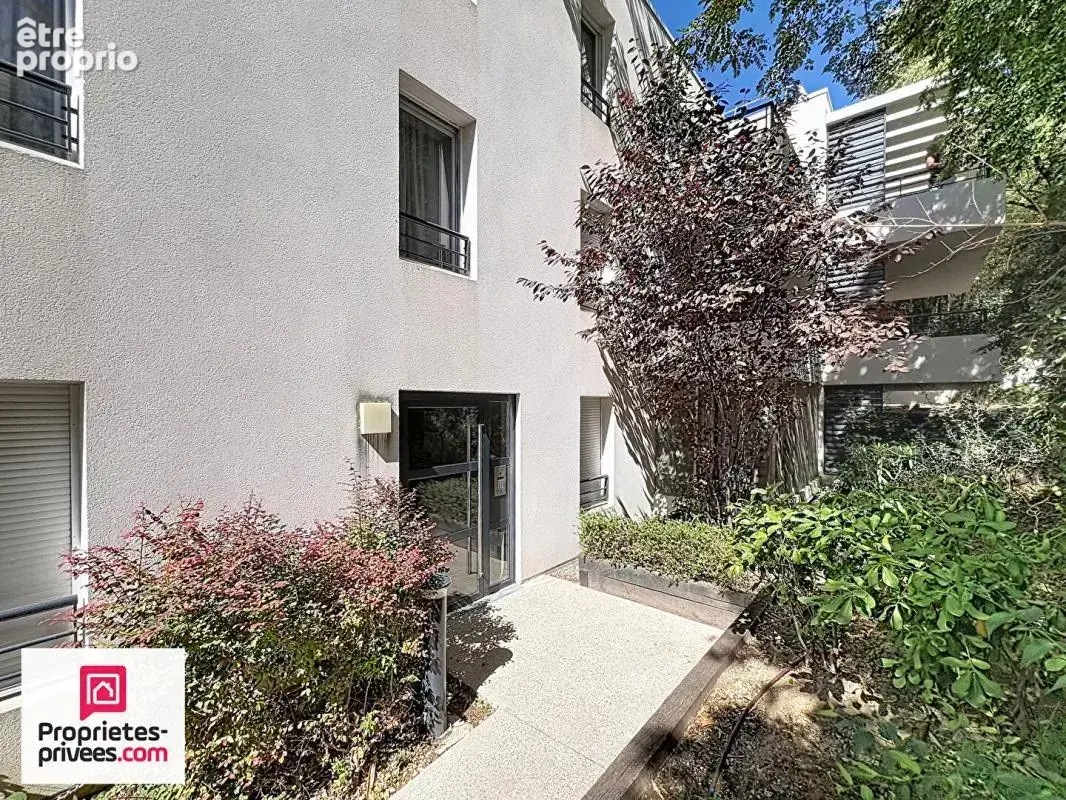 Appartement T4 dernier étage avec deux terrasses et garage - photo 17