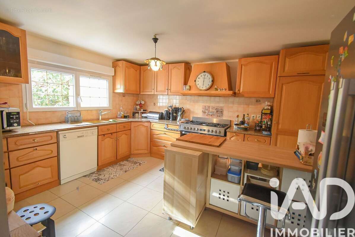 Maison 126 m² à Gagny  - photo 5