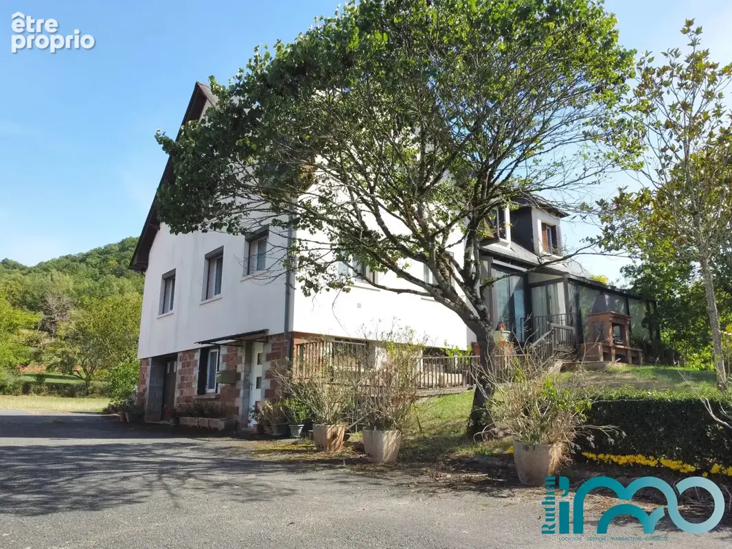 Maison 8 pièces 240 m² à vendre à Salles-La-Source (12330) - photo 8