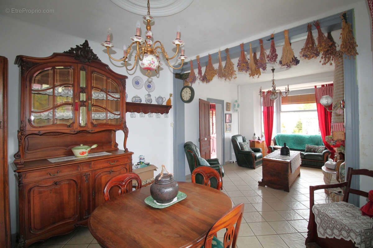 Maison à PITGAM