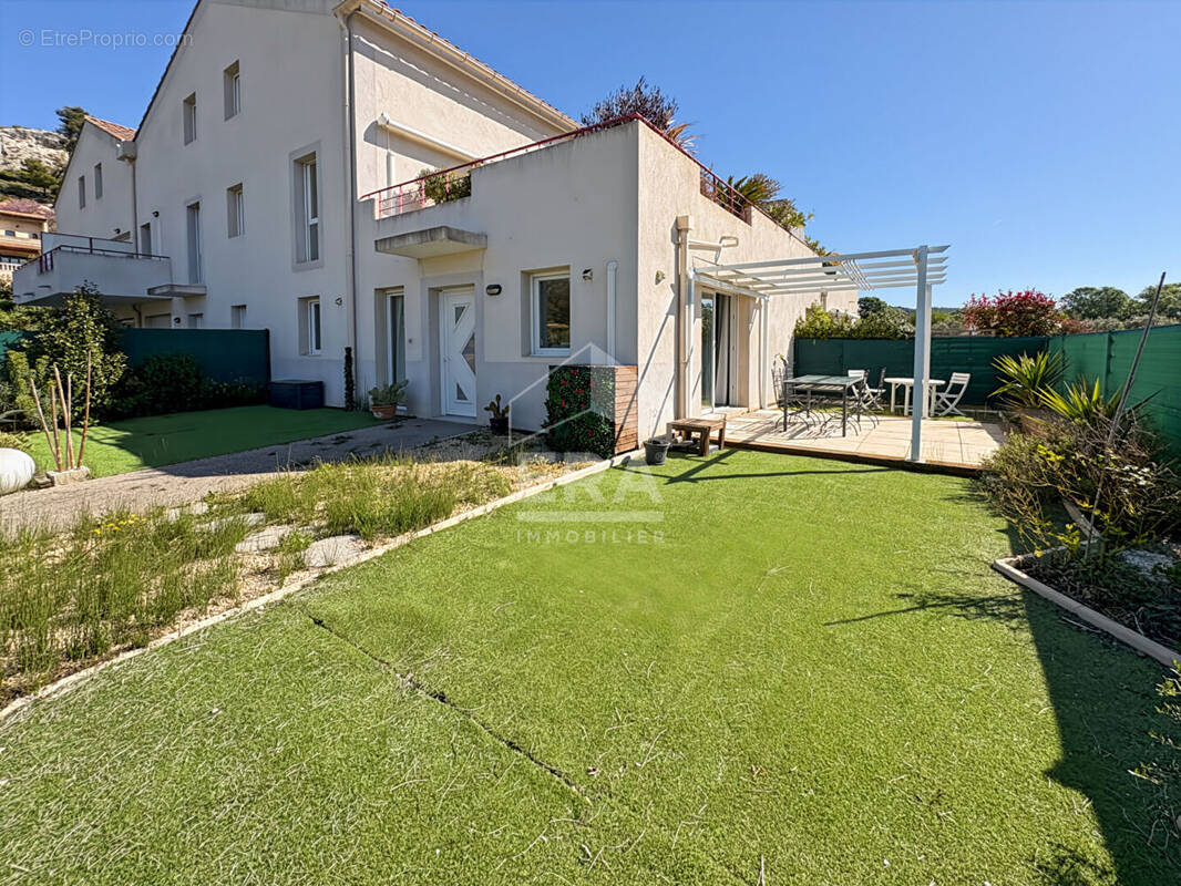 Appartement à LES PENNES-MIRABEAU