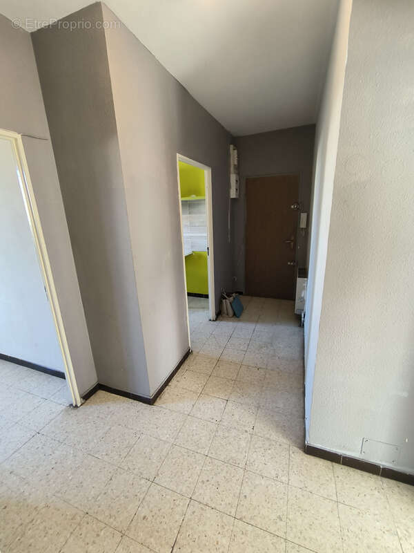 Appartement à LUNEL