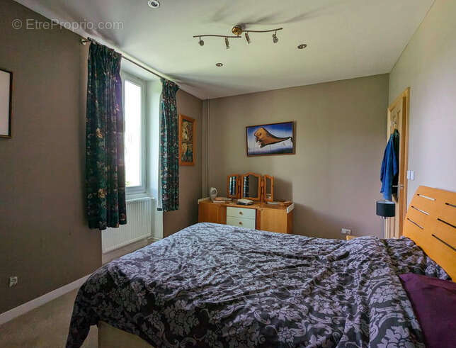 Maison à BAIGNES-SAINTE-RADEGONDE