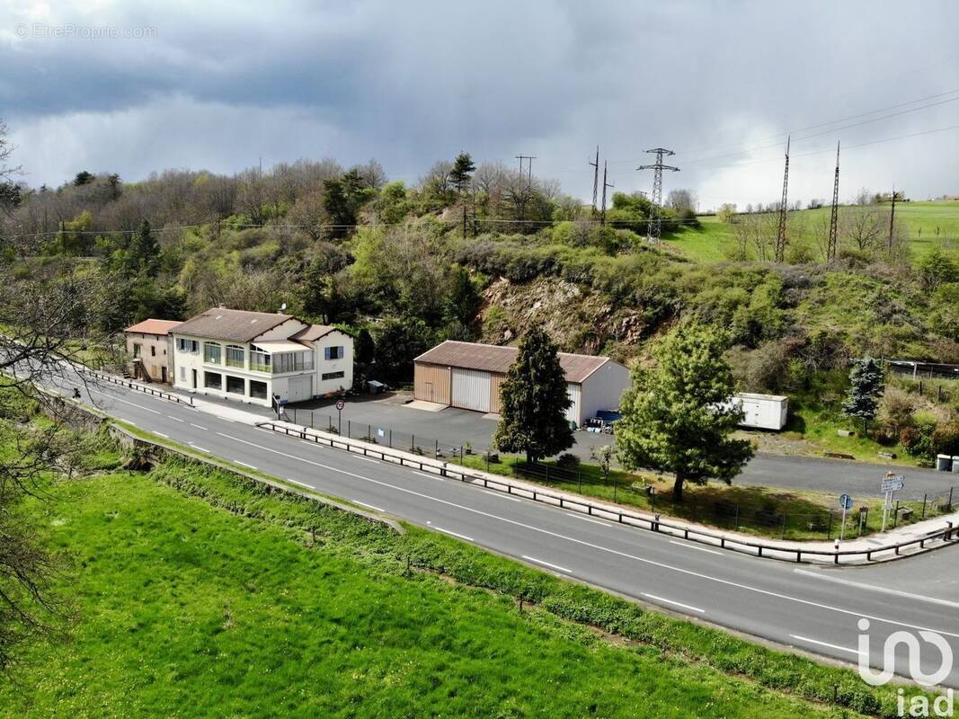 Photo 1 - Commerce à SAINT-GEORGES