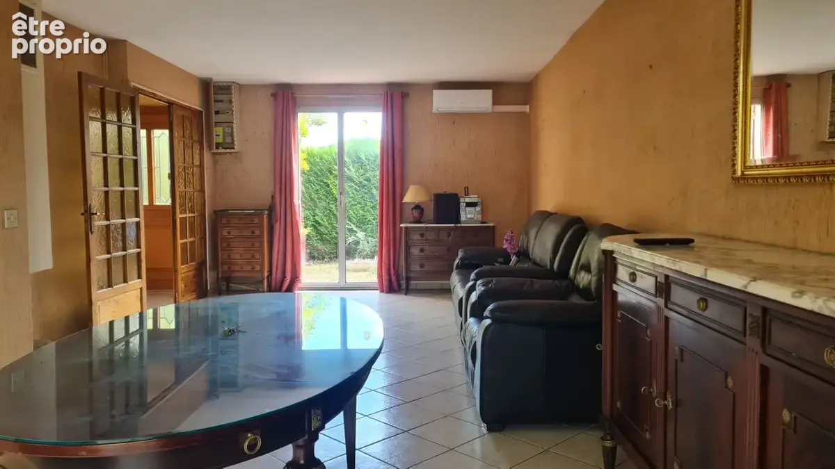 MAINTENON - PIERRES - Maison de plain-pied de 88 m² - photo 4