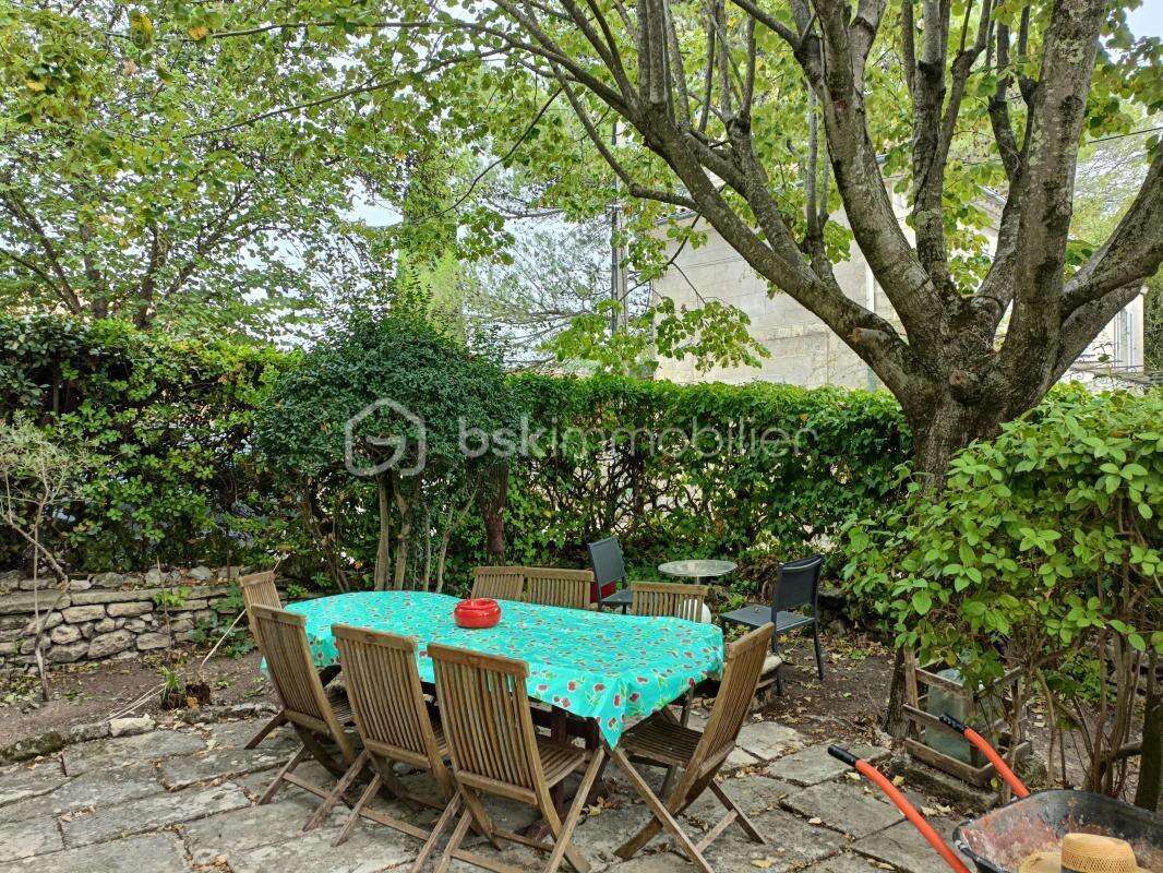 Maison à VILLEVIEILLE