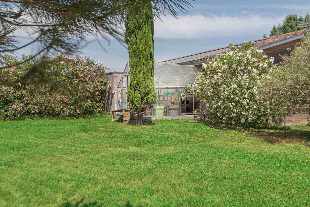 Charmante maison en pierre - 315m2 - creon - photo 34