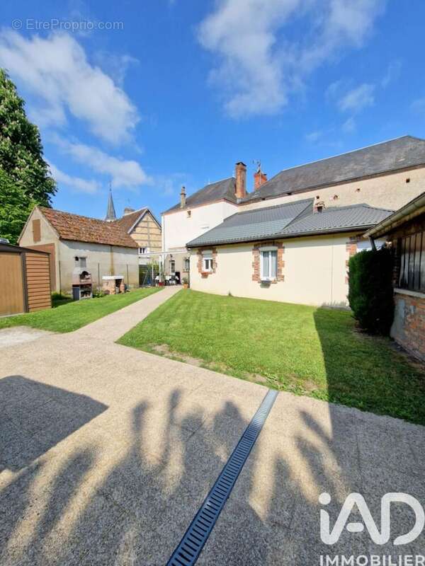 Maison 131 m² à Cernoy-En-Berry  - photo 6