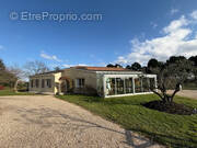 Maison à SAINT-AIGULIN