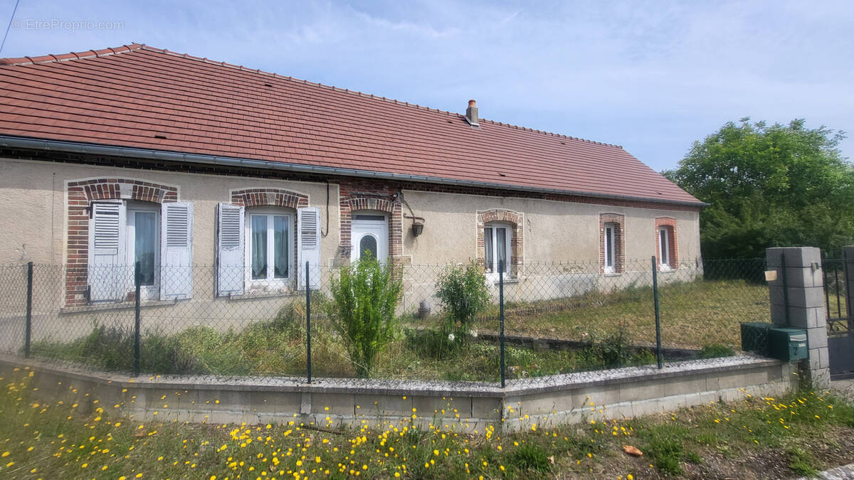 Maison à VILLIERS-SUR-SEINE