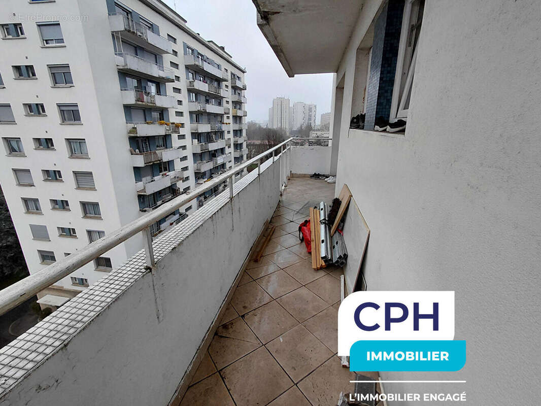 Appartement à AUBERVILLIERS