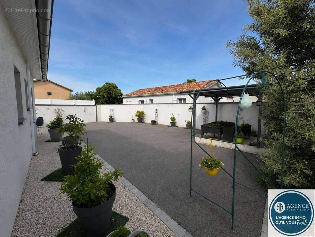 Maison à SAINT-RAMBERT-D'ALBON