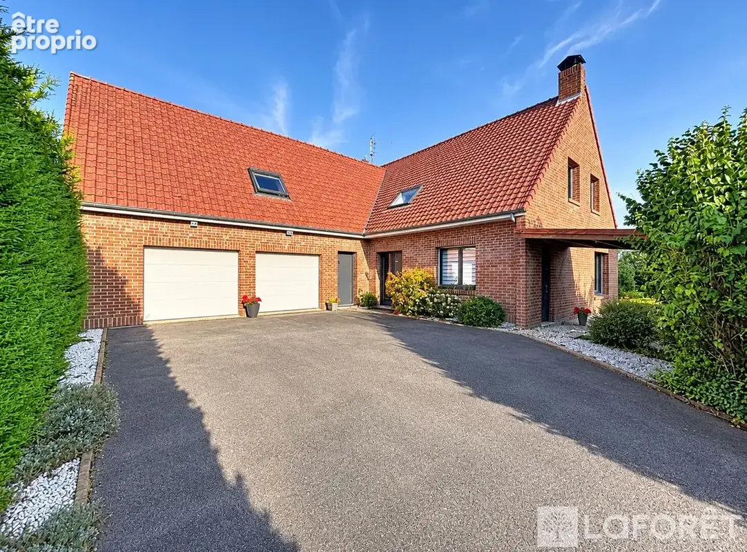Photo Maison à Nieppe au prix de 525 000€