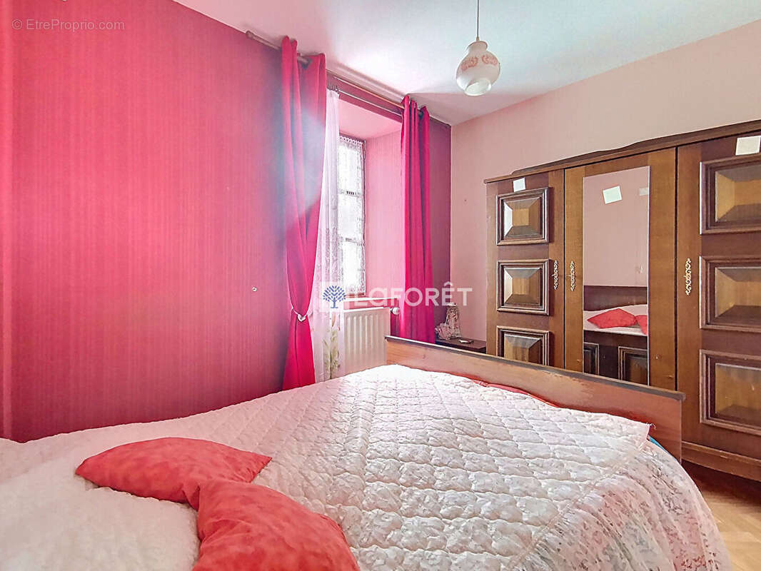 Maison à PAULHAC-EN-MARGERIDE