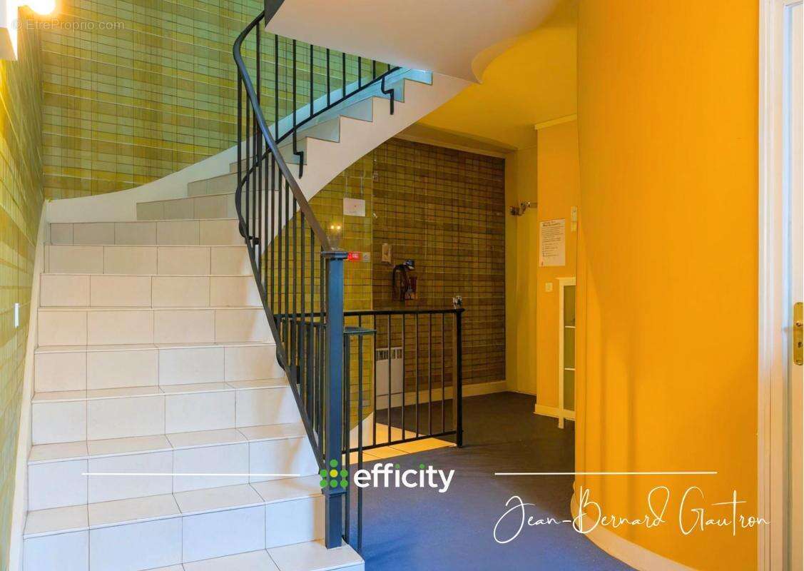 Locaux/Biens immobiliers - photo 10