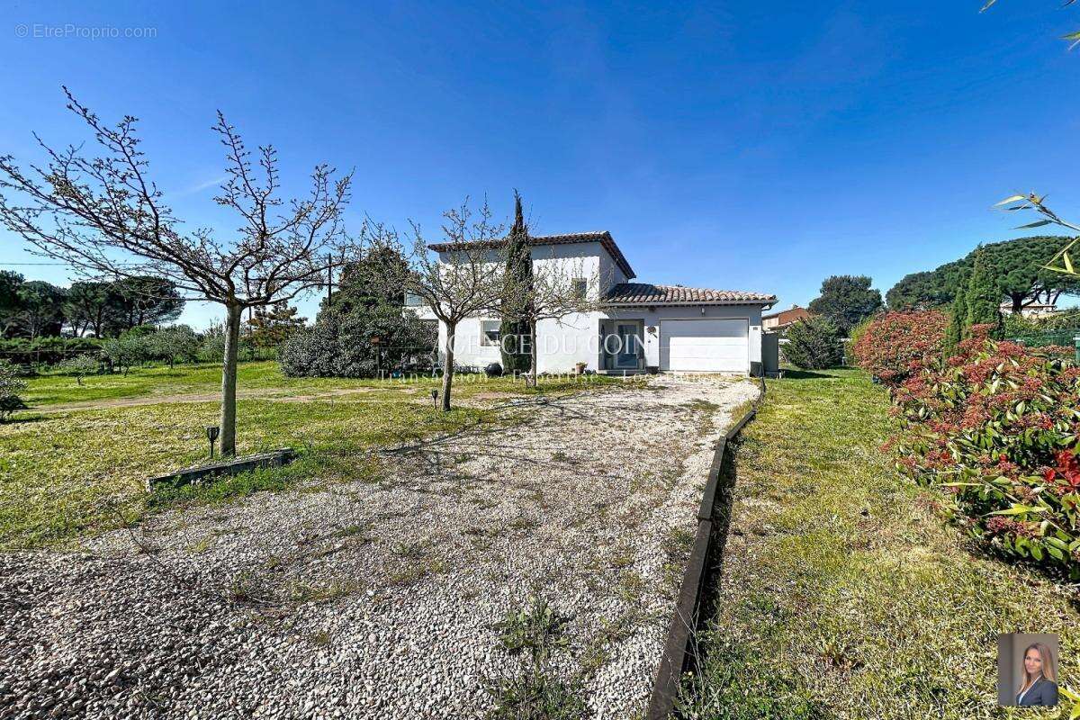 Maison à LA MOTTE