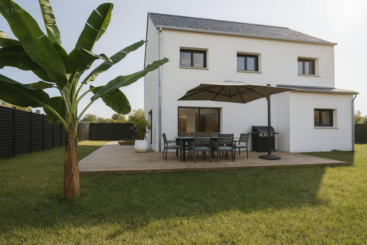 Terrain à THOUARE-SUR-LOIRE