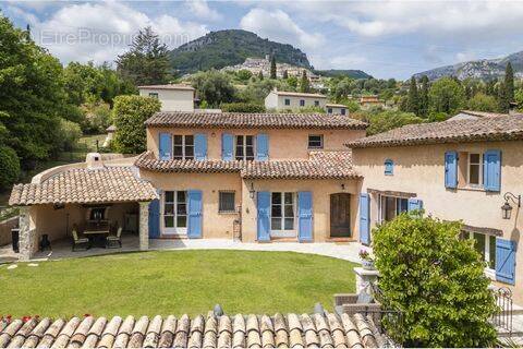 Maison à VALBONNE