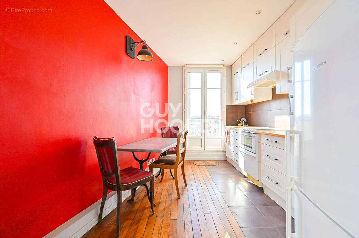 Appartement à PARIS-12E