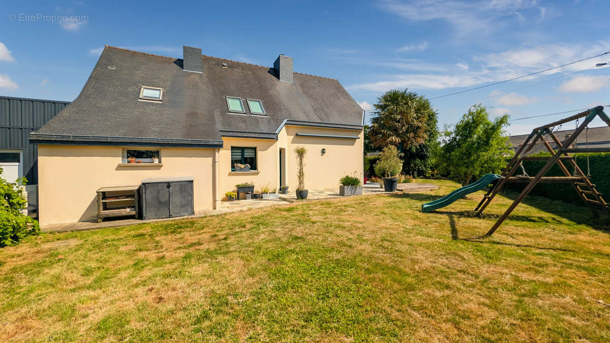 Maison à IRODOUER