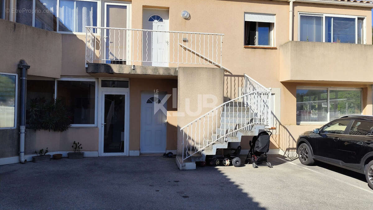 Appartement à ROGNAC