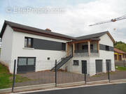 Maison à VIEUX-MOULIN