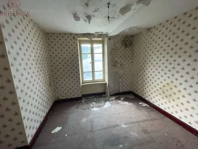 Maison à LACAUNE