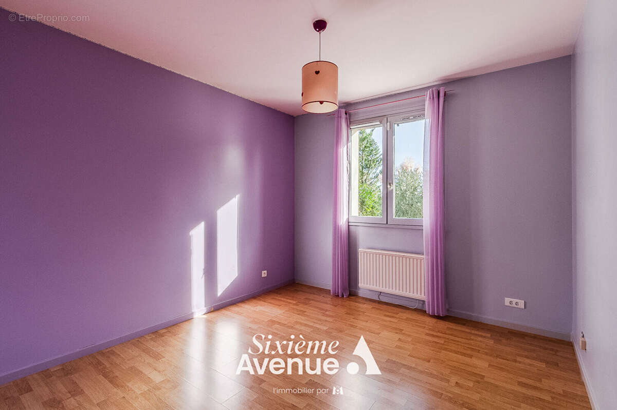 Maison à CHAZAY-D'AZERGUES