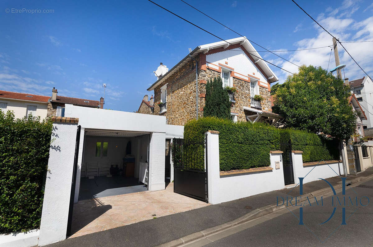 Maison à NOISY-LE-SEC