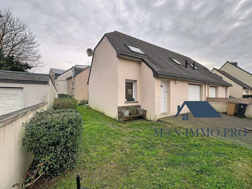 Maison à YFFINIAC