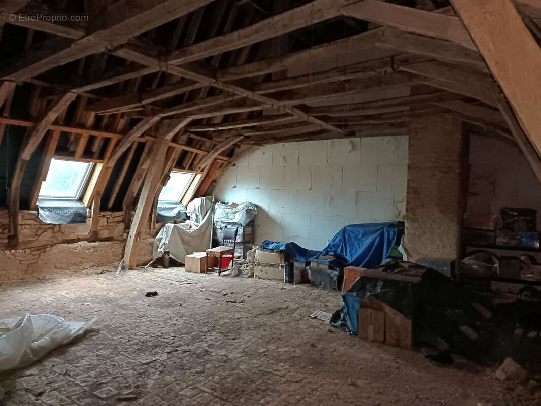 Maison à SAINT-REVERIEN