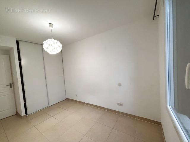 Appartement à MAUGUIO