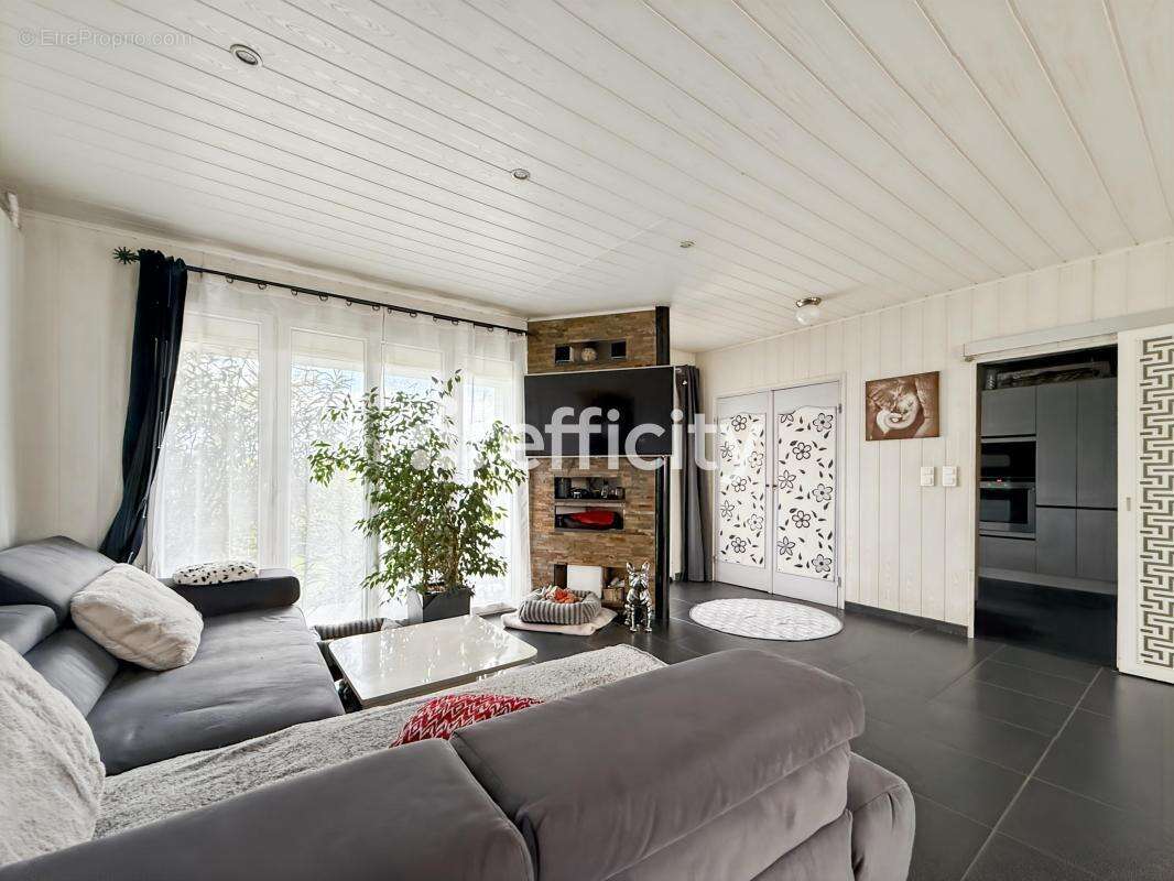 Maison à JOUE-LES-TOURS