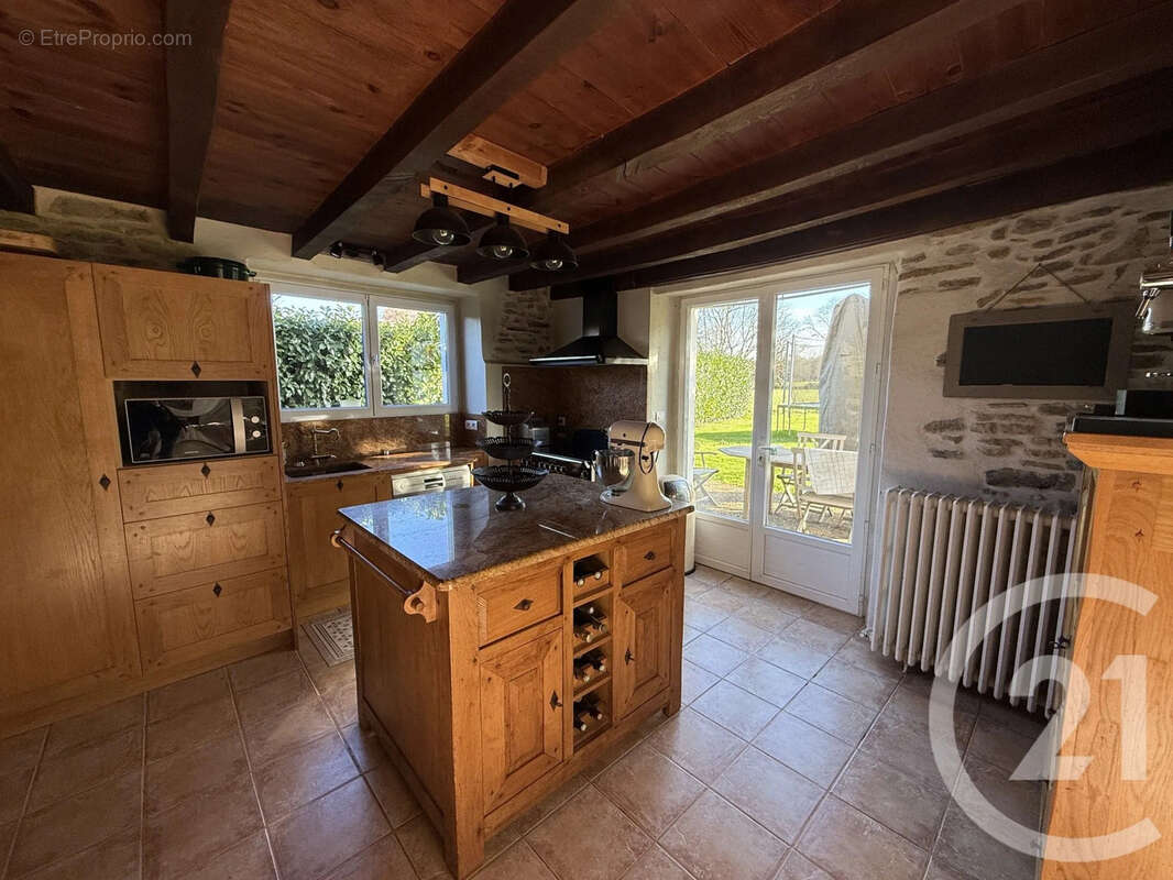 Maison 161 m² à Salies-De-Bearn  - photo 5