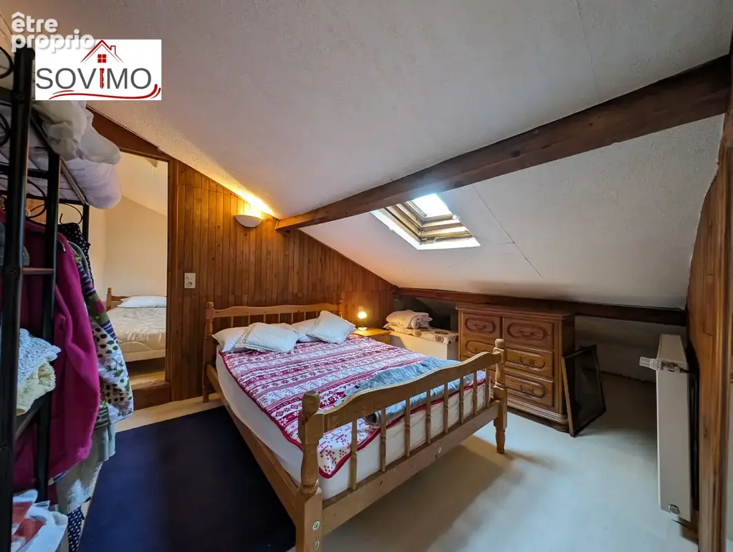 Authentique maison de campagne indépendante avec gîte, piscine et grand terrain en face - photo 14