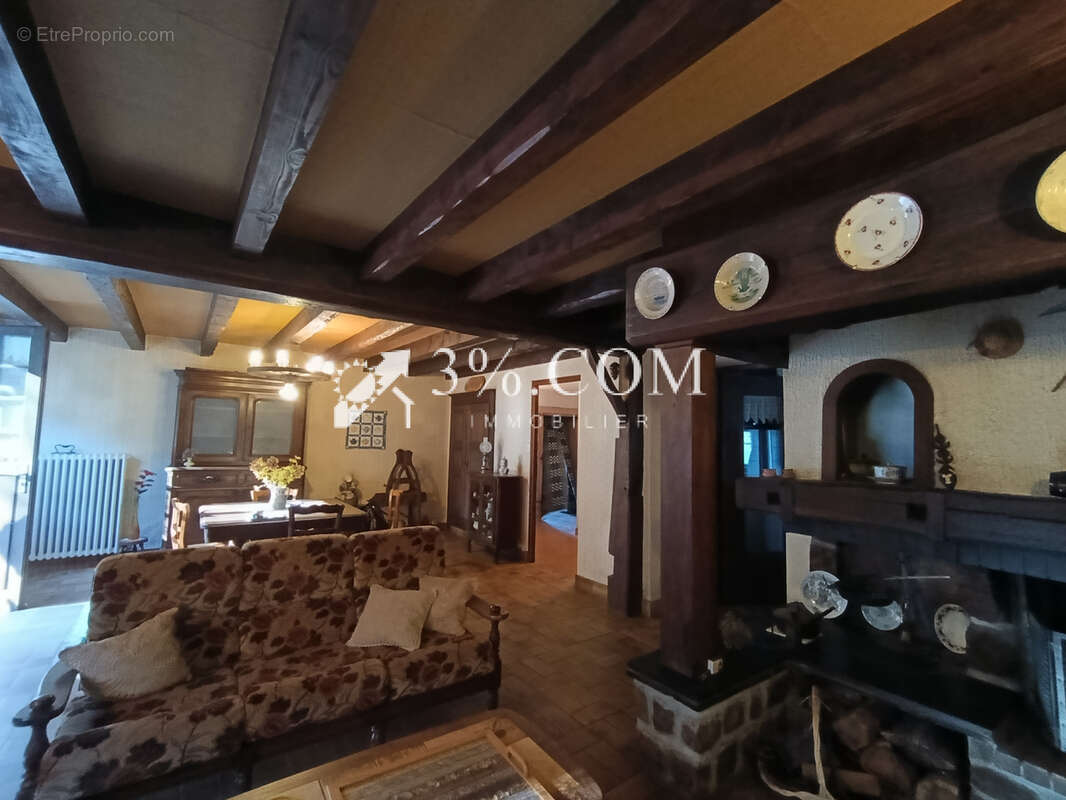 Maison à POUXEUX