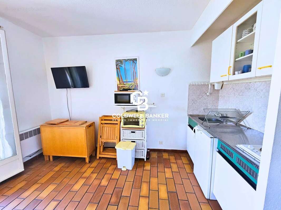 Appartement à SAINT-CYR-SUR-MER