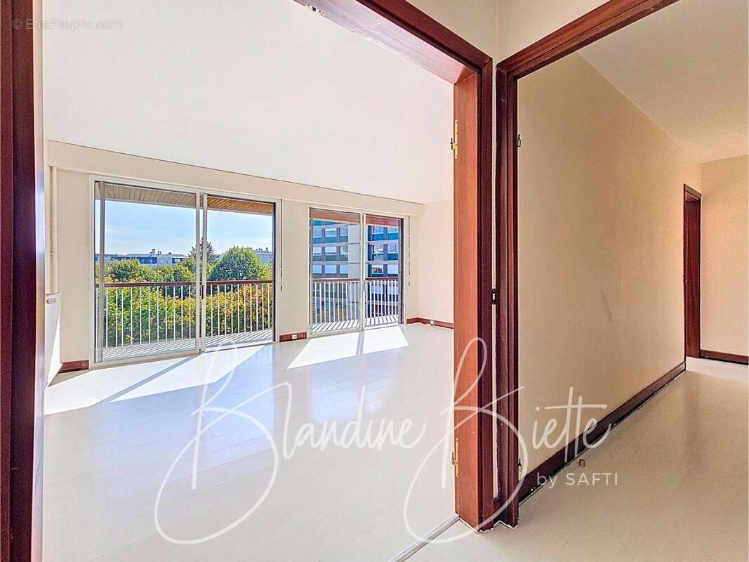 Photo 5 - Appartement à LE PECQ