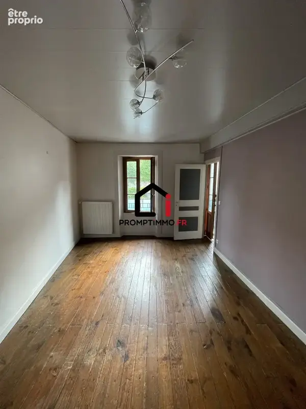 Maison 65 m² à Saint-Leonard-De-Noblat  - photo 4