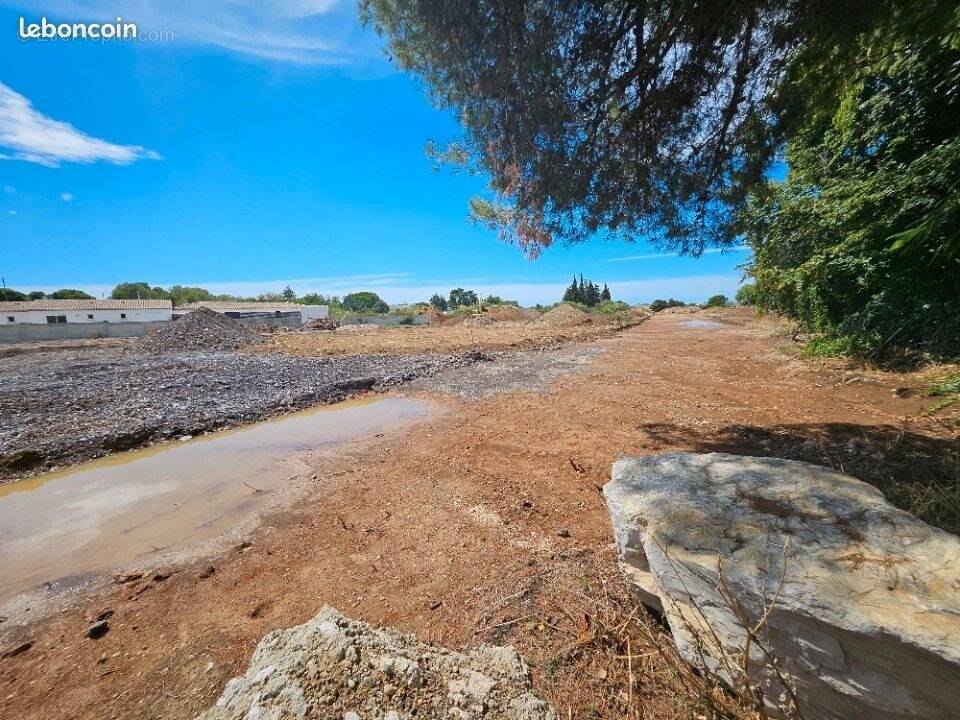 Terrain à FOS-SUR-MER