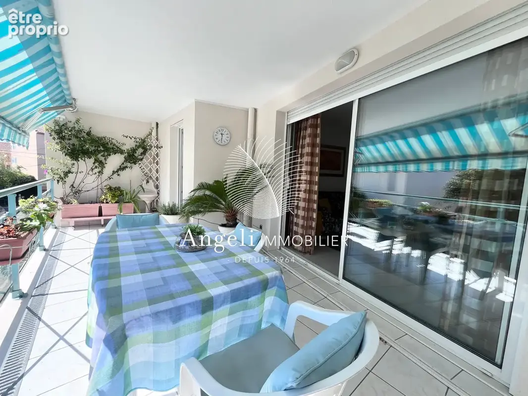 Appartement à FREJUS