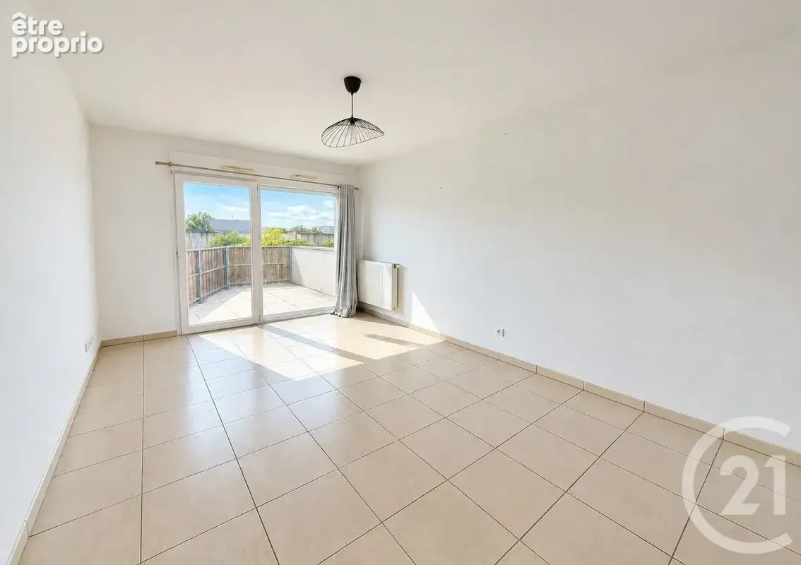 Appartement 3 pièces 62 m² à vendre à Begles (33130) - photo 2