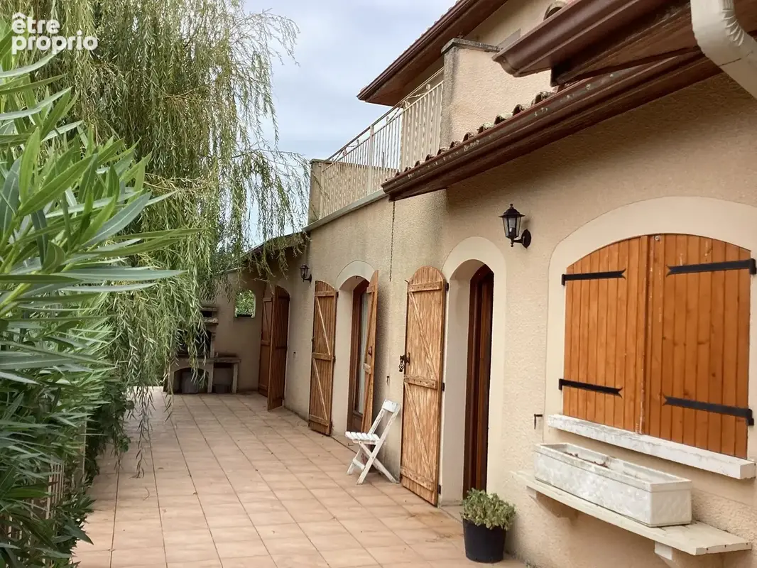 BALCON/TERRASSE AVEC BBC