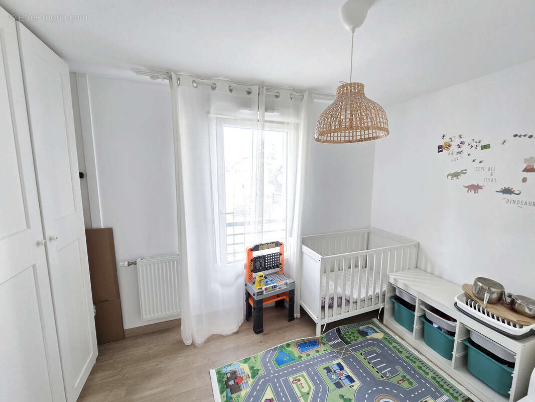 Appartement à SAINT-FONS