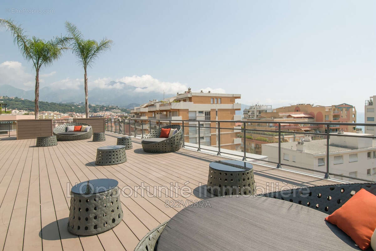 Appartement à ROQUEBRUNE-CAP-MARTIN