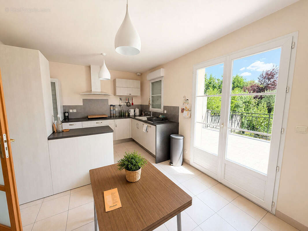 Houilles Centre-Ville - Maison familiale - photo 4