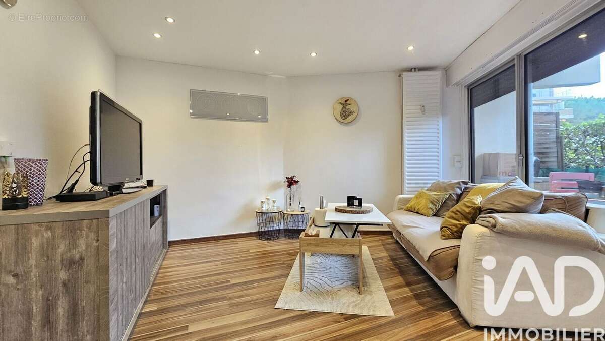 Photo 2 - Appartement à MANDELIEU-LA-NAPOULE