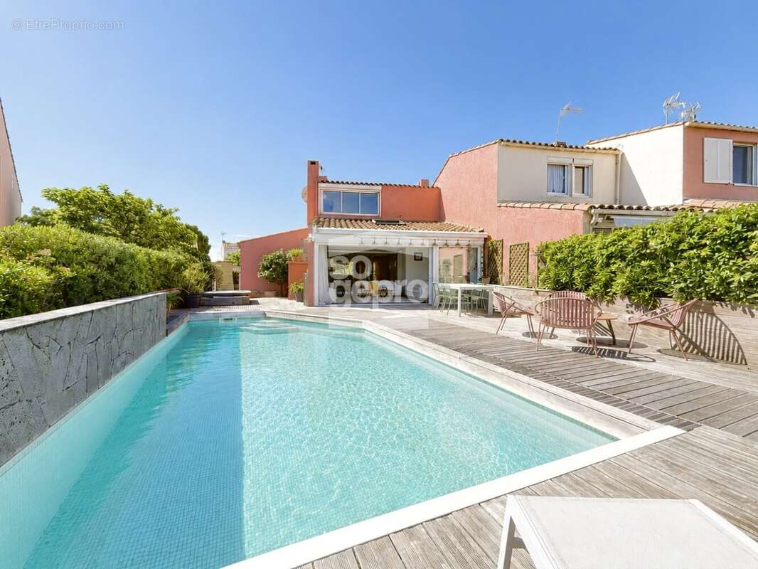 Maison à AGDE