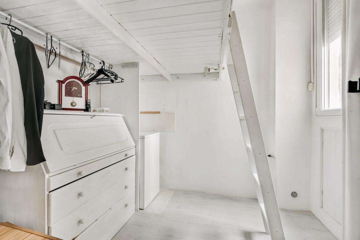 Appartement à PARIS-11E